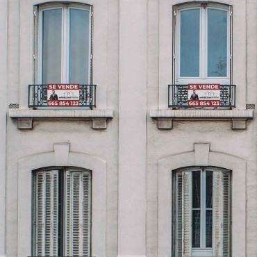 Carteles de inmobiliaria premium en polipropileno nido de abeja